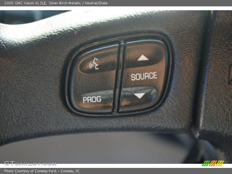 Silver Birch Metallic / Neutral/Shale 2005 GMC Yukon XL SLE