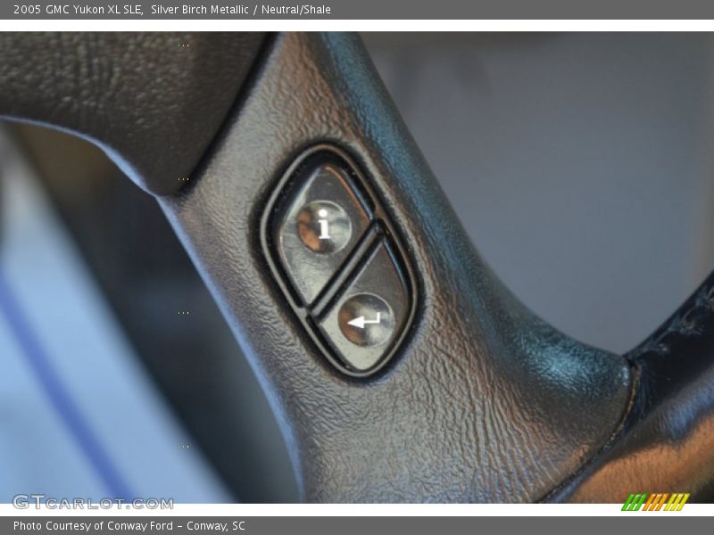 Silver Birch Metallic / Neutral/Shale 2005 GMC Yukon XL SLE