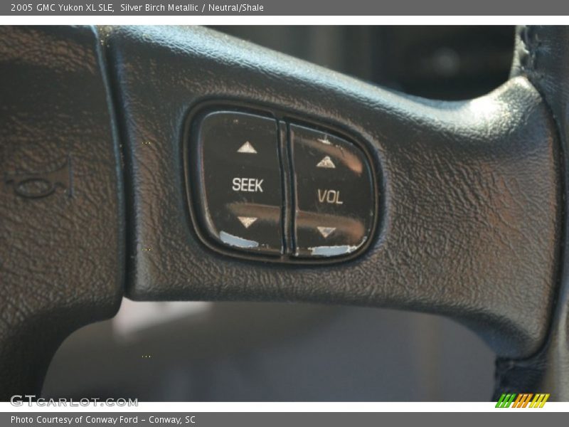 Silver Birch Metallic / Neutral/Shale 2005 GMC Yukon XL SLE