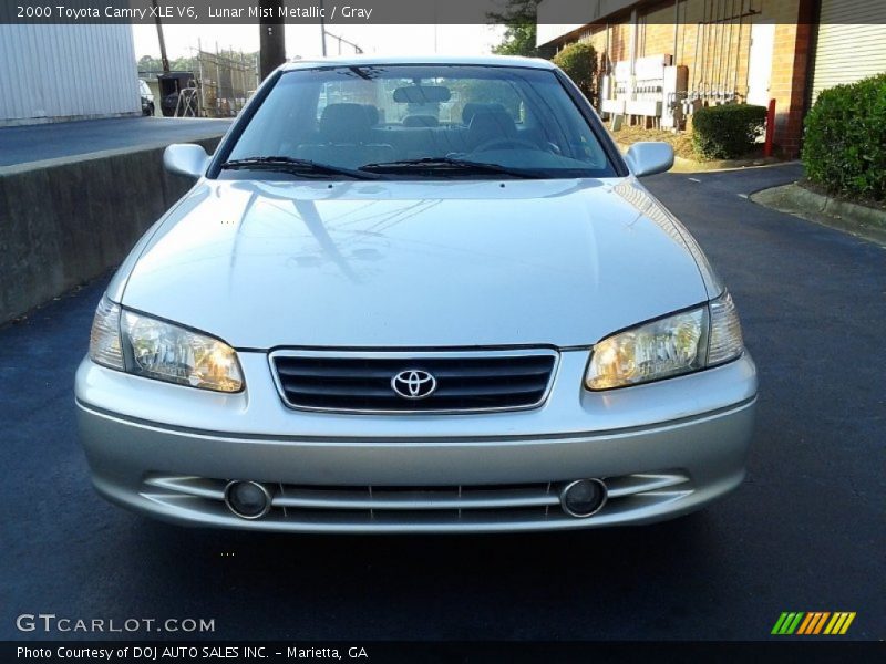 Lunar Mist Metallic / Gray 2000 Toyota Camry XLE V6