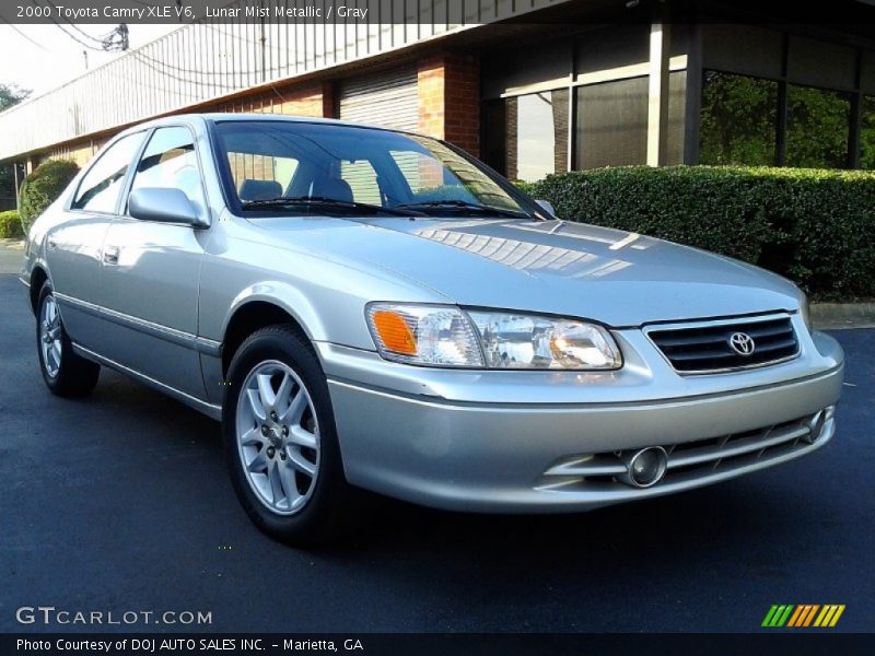 Lunar Mist Metallic / Gray 2000 Toyota Camry XLE V6