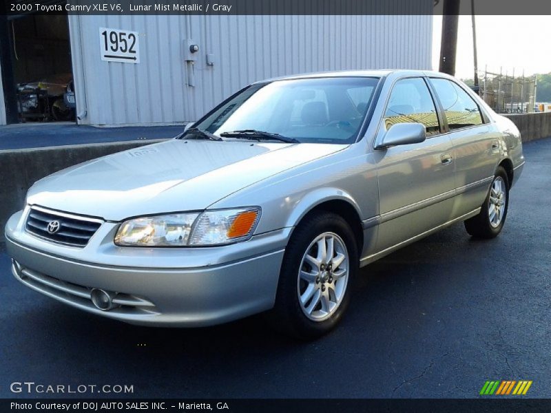 Lunar Mist Metallic / Gray 2000 Toyota Camry XLE V6