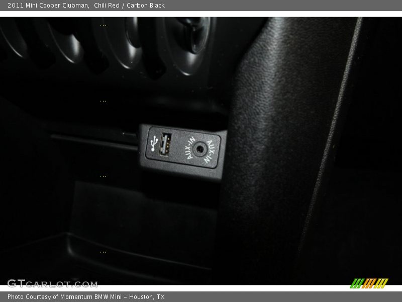 Chili Red / Carbon Black 2011 Mini Cooper Clubman