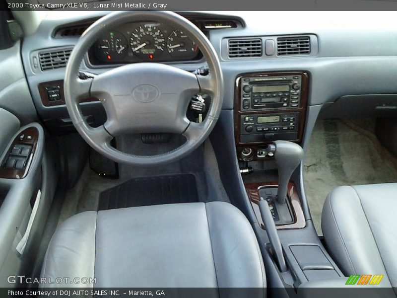 Lunar Mist Metallic / Gray 2000 Toyota Camry XLE V6