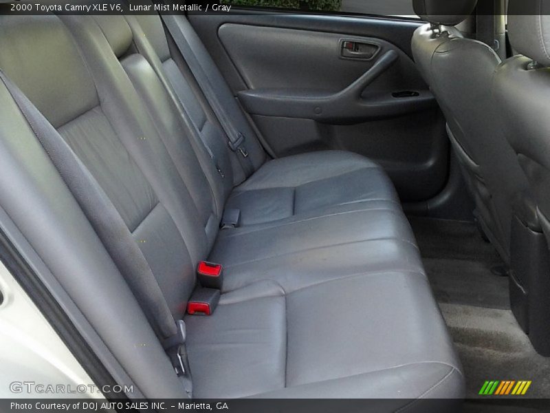 Lunar Mist Metallic / Gray 2000 Toyota Camry XLE V6