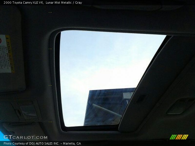 Lunar Mist Metallic / Gray 2000 Toyota Camry XLE V6
