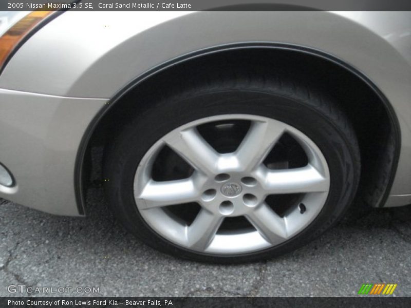 Coral Sand Metallic / Cafe Latte 2005 Nissan Maxima 3.5 SE