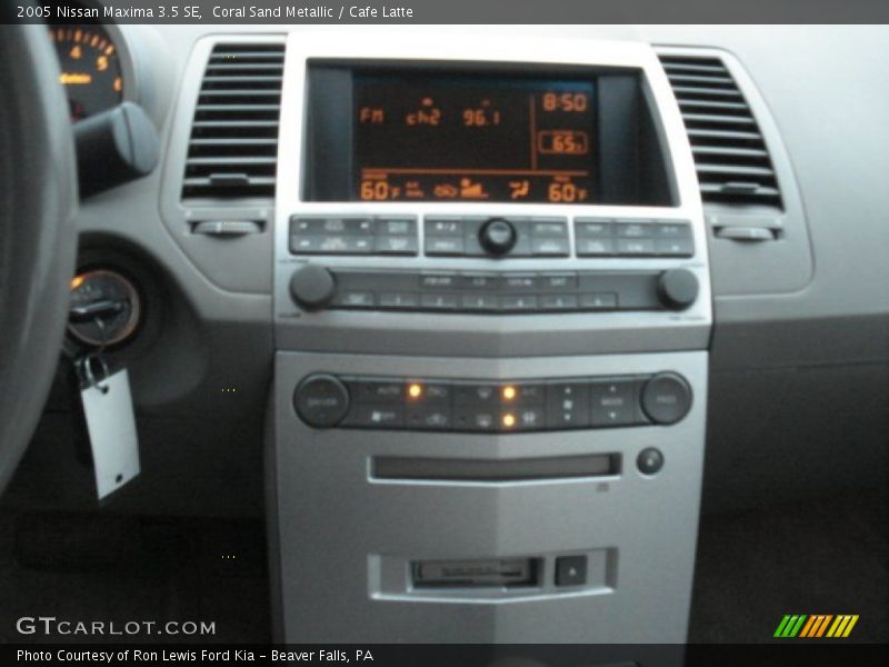 Coral Sand Metallic / Cafe Latte 2005 Nissan Maxima 3.5 SE
