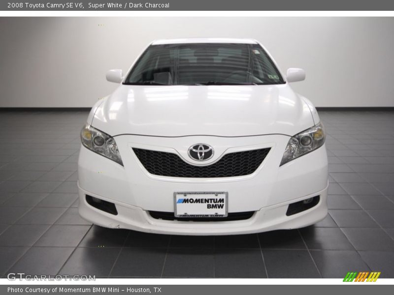 Super White / Dark Charcoal 2008 Toyota Camry SE V6