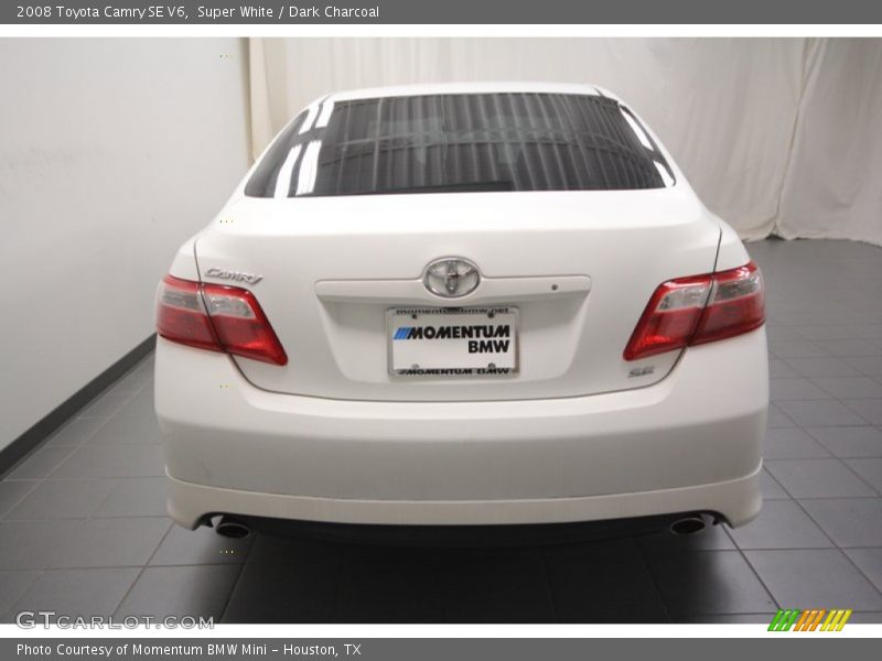 Super White / Dark Charcoal 2008 Toyota Camry SE V6
