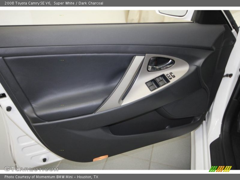 Super White / Dark Charcoal 2008 Toyota Camry SE V6