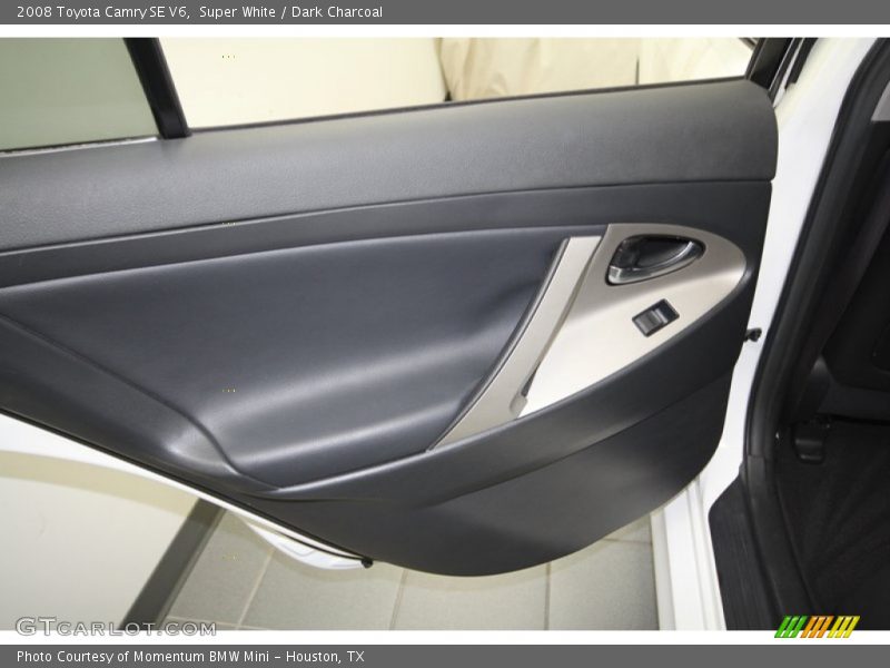 Super White / Dark Charcoal 2008 Toyota Camry SE V6