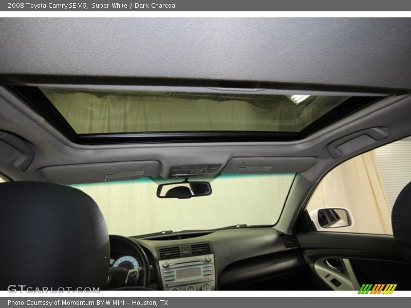 Super White / Dark Charcoal 2008 Toyota Camry SE V6