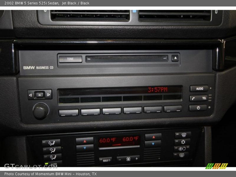 Controls of 2002 5 Series 525i Sedan