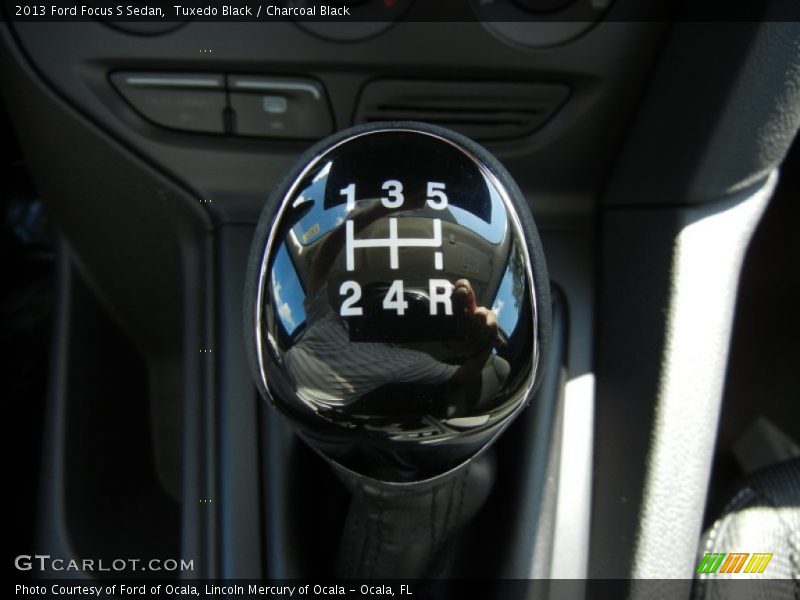  2013 Focus S Sedan 5 Speed Manual Shifter