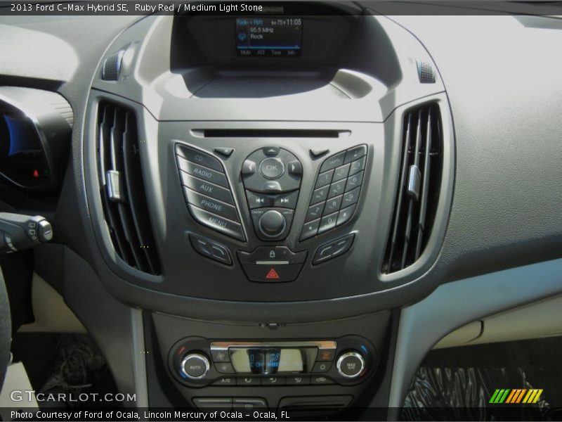 Controls of 2013 C-Max Hybrid SE