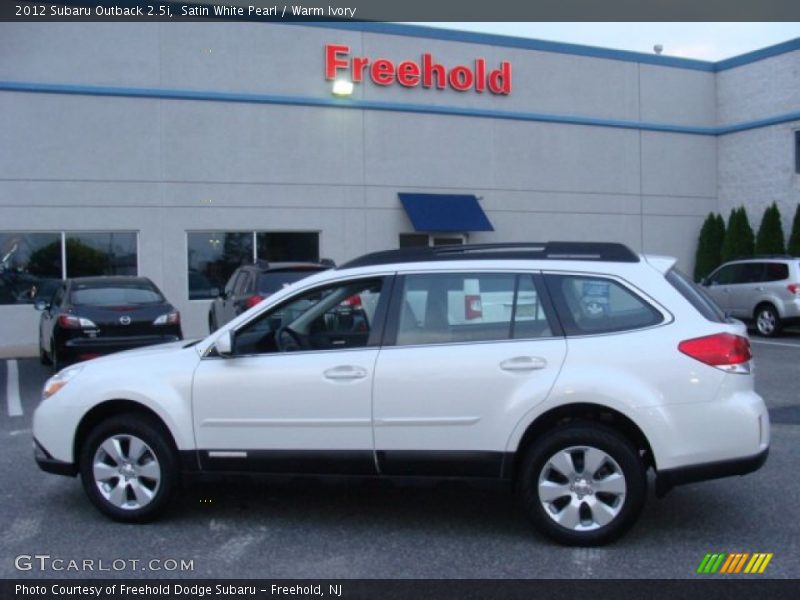 Satin White Pearl / Warm Ivory 2012 Subaru Outback 2.5i