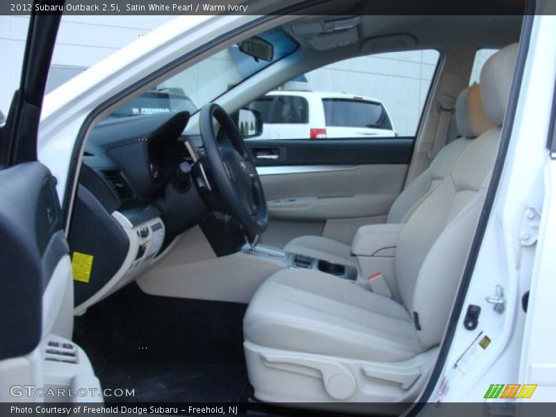 Satin White Pearl / Warm Ivory 2012 Subaru Outback 2.5i