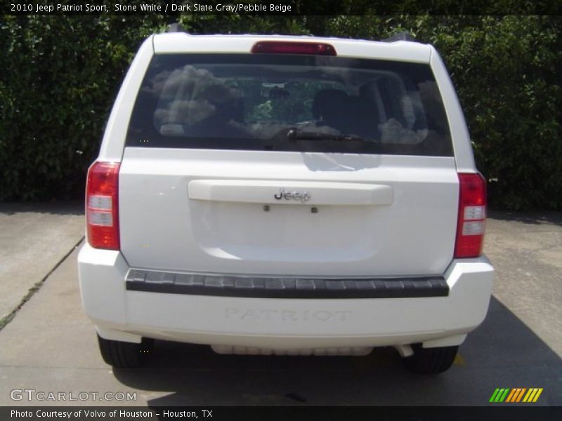 Stone White / Dark Slate Gray/Pebble Beige 2010 Jeep Patriot Sport
