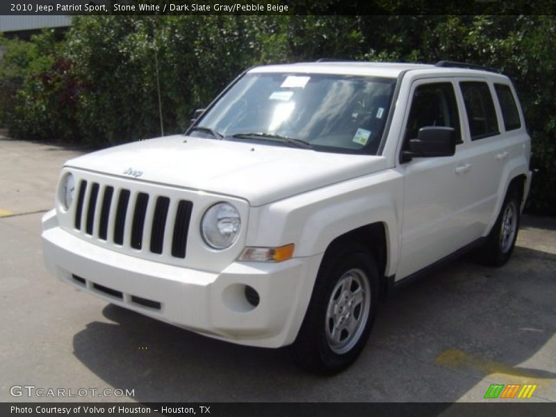 Stone White / Dark Slate Gray/Pebble Beige 2010 Jeep Patriot Sport