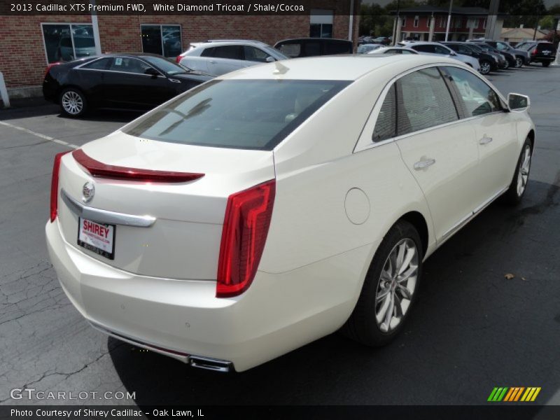 White Diamond Tricoat / Shale/Cocoa 2013 Cadillac XTS Premium FWD