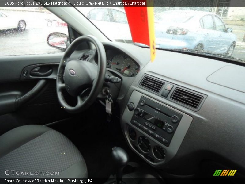 Liquid Grey Metallic / Charcoal/Charcoal 2005 Ford Focus ZX5 SES Hatchback