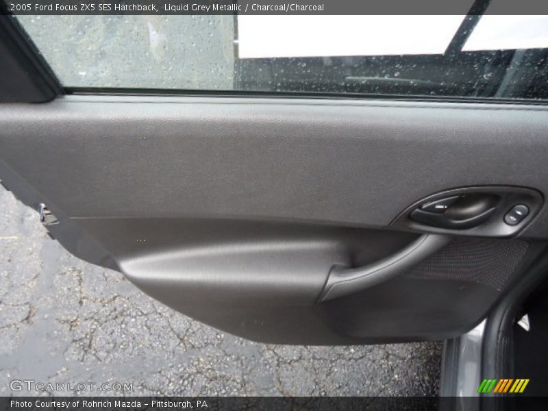 Liquid Grey Metallic / Charcoal/Charcoal 2005 Ford Focus ZX5 SES Hatchback