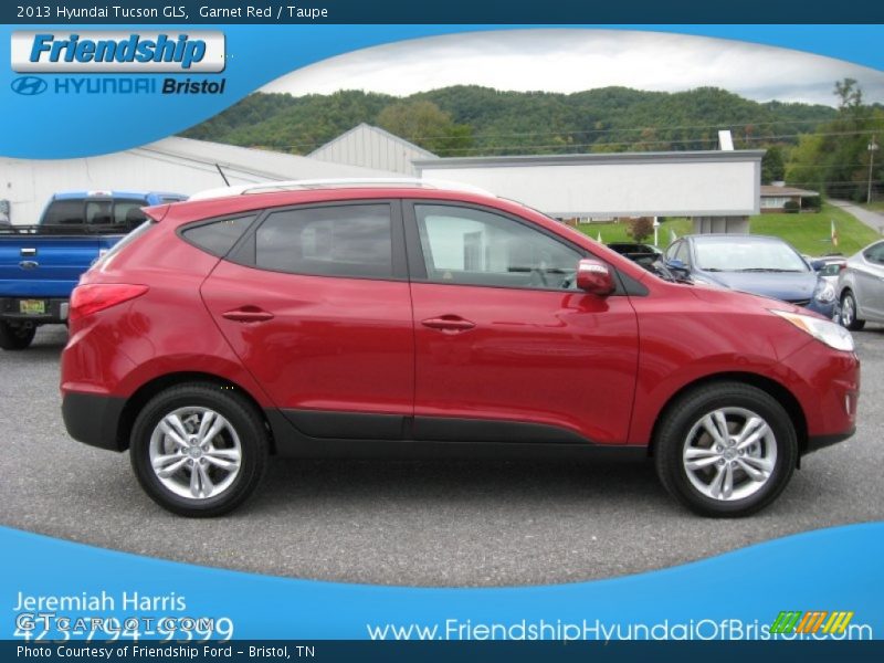 Garnet Red / Taupe 2013 Hyundai Tucson GLS