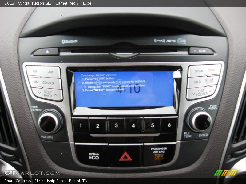 Garnet Red / Taupe 2013 Hyundai Tucson GLS