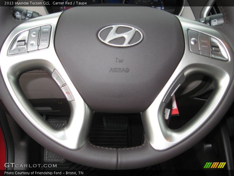 Garnet Red / Taupe 2013 Hyundai Tucson GLS