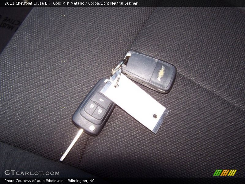 Gold Mist Metallic / Cocoa/Light Neutral Leather 2011 Chevrolet Cruze LT