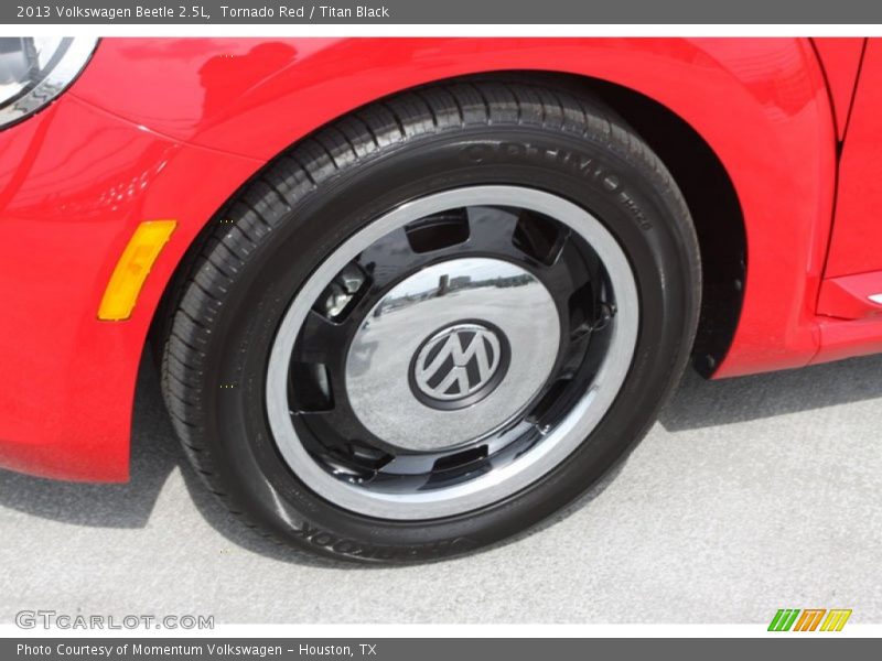 Tornado Red / Titan Black 2013 Volkswagen Beetle 2.5L