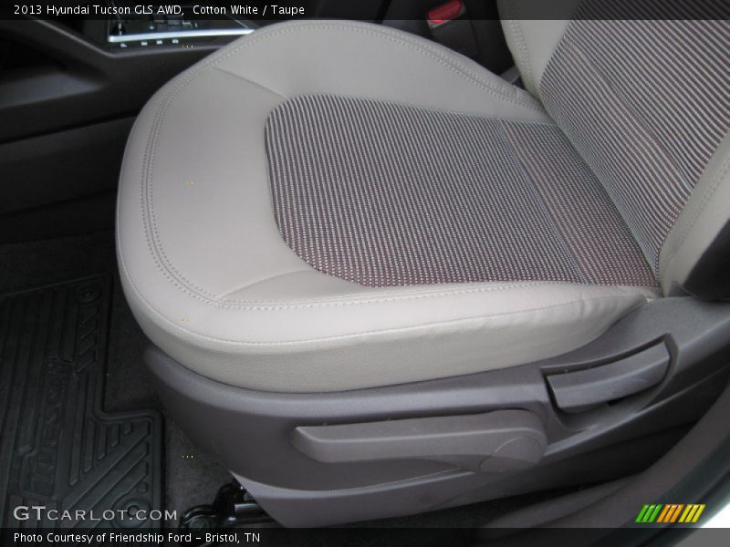 Cotton White / Taupe 2013 Hyundai Tucson GLS AWD