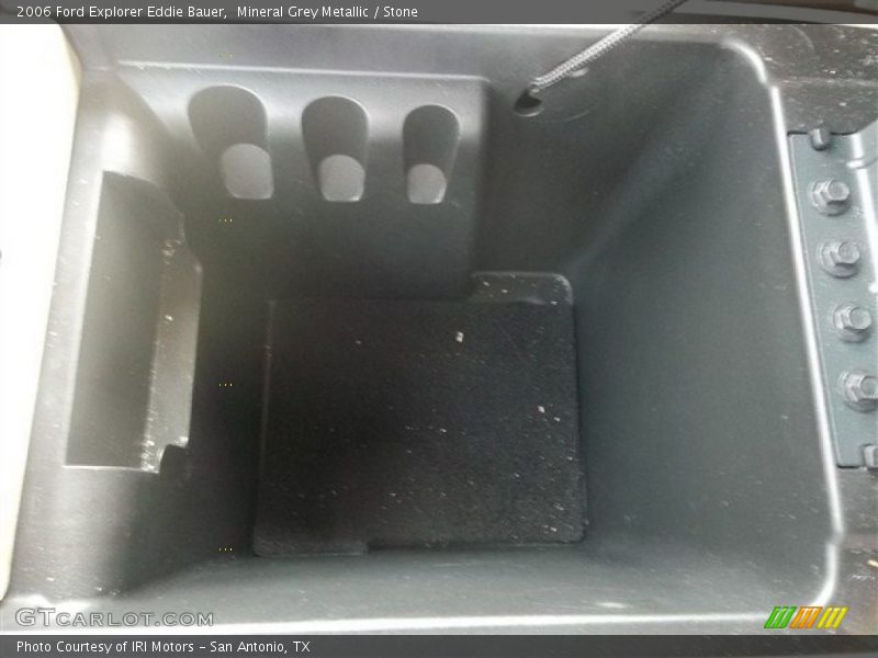 Mineral Grey Metallic / Stone 2006 Ford Explorer Eddie Bauer