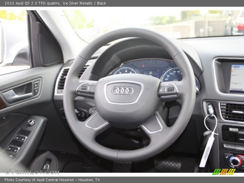  2013 Q5 2.0 TFSI quattro Steering Wheel