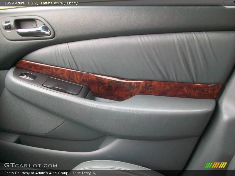 Taffeta White / Ebony 1999 Acura TL 3.2