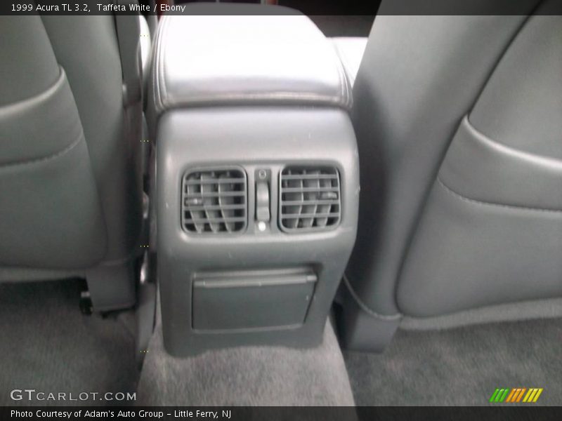 Taffeta White / Ebony 1999 Acura TL 3.2