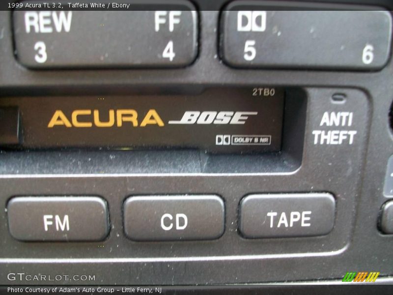 Taffeta White / Ebony 1999 Acura TL 3.2