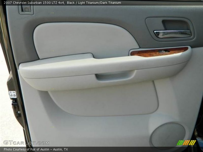 Black / Light Titanium/Dark Titanium 2007 Chevrolet Suburban 1500 LTZ 4x4