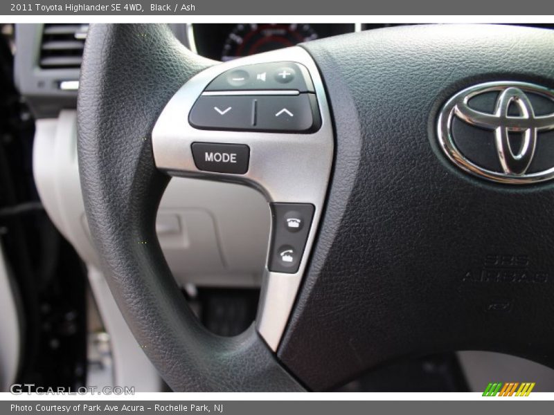 Black / Ash 2011 Toyota Highlander SE 4WD