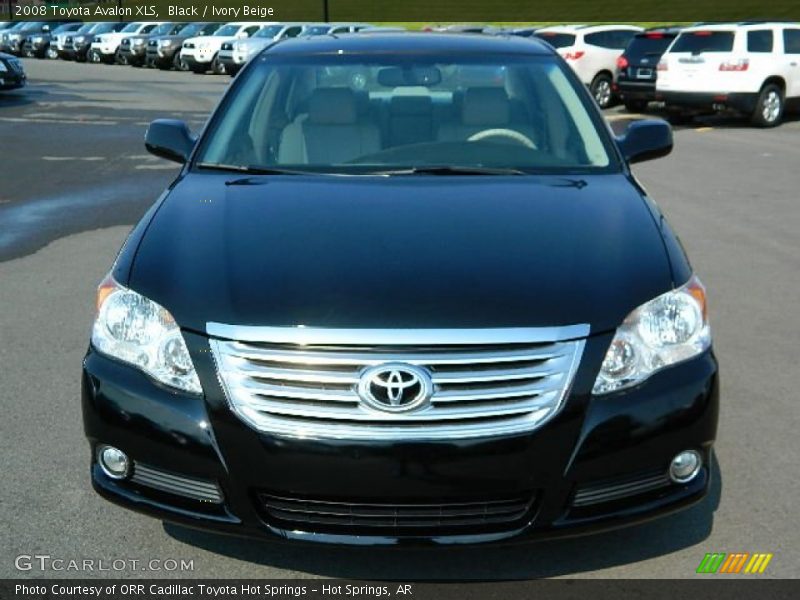 Black / Ivory Beige 2008 Toyota Avalon XLS