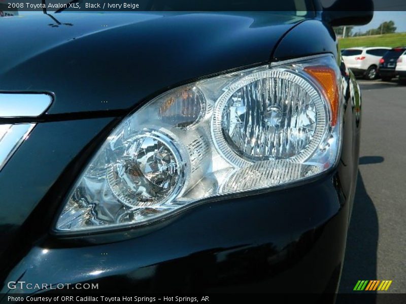 Black / Ivory Beige 2008 Toyota Avalon XLS