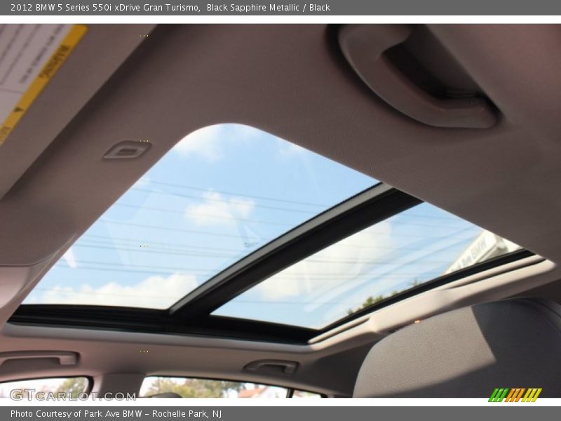 Sunroof of 2012 5 Series 550i xDrive Gran Turismo