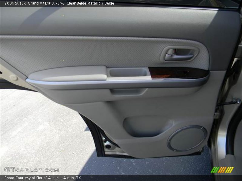 Clear Beige Metallic / Beige 2006 Suzuki Grand Vitara Luxury