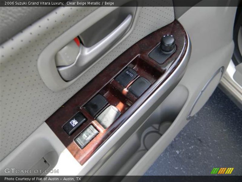Clear Beige Metallic / Beige 2006 Suzuki Grand Vitara Luxury