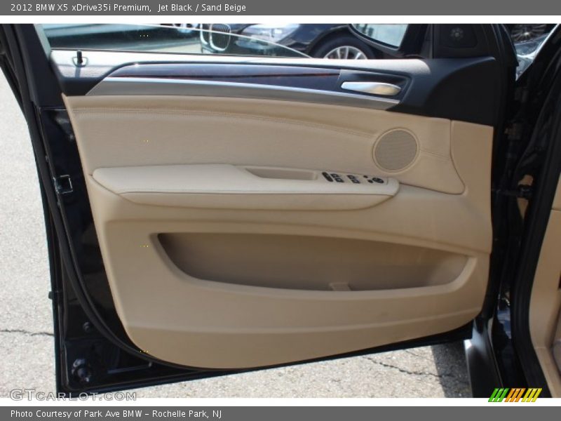 Jet Black / Sand Beige 2012 BMW X5 xDrive35i Premium
