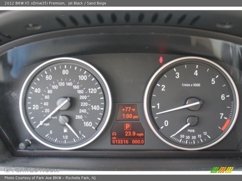 Jet Black / Sand Beige 2012 BMW X5 xDrive35i Premium