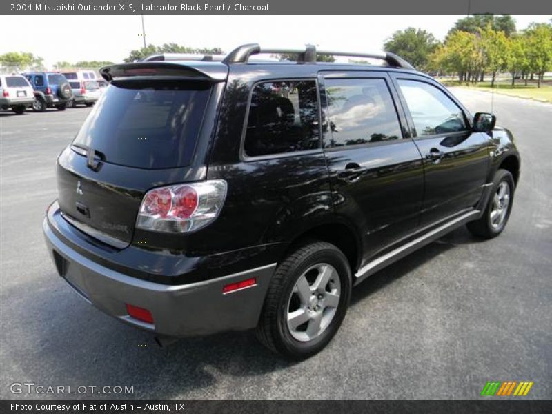 Labrador Black Pearl / Charcoal 2004 Mitsubishi Outlander XLS
