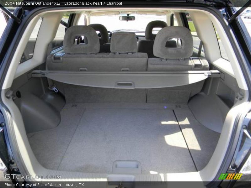  2004 Outlander XLS Trunk