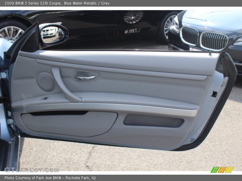 Door Panel of 2009 3 Series 328i Coupe